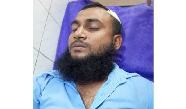বিদ্যুৎ সংযোগ বিচ্ছিন্ন করায় লাইনম্যানকে গুলি