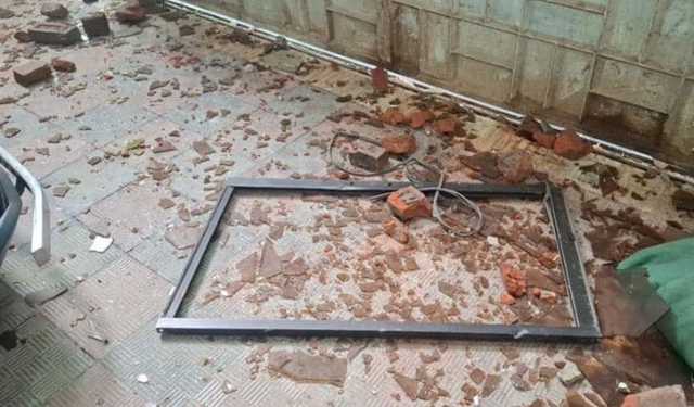 টাঙ্গাইলে কাদের সিদ্দিকীর বাড়িতে হামলার ঘটনায় থানায় অভিযোগ
