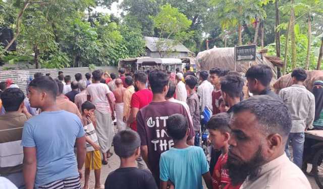 নিজ ঘ‌র থেকে বৃদ্ধার গলাকাটা লাশ উদ্ধার