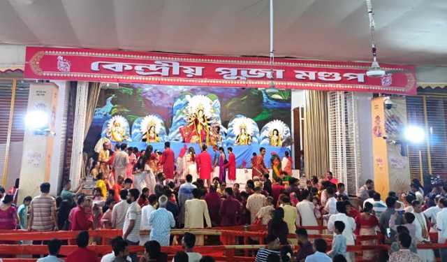 দর্পণ বিসর্জন: মণ্ডপে মণ্ডপে বিদায়ের সুর