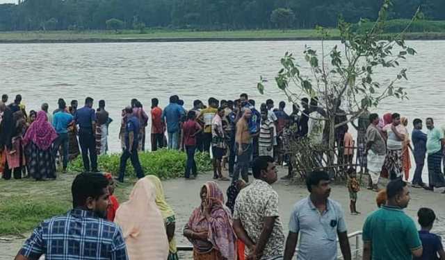 মরদেহ সৎকার করতে যাওয়ার পথে নৌকাডুবি, আরো ২ জনের লাশ উদ্ধার
