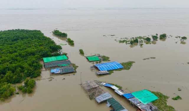 রাজশাহীতে পানিবন্দি হাজারো পরিবার