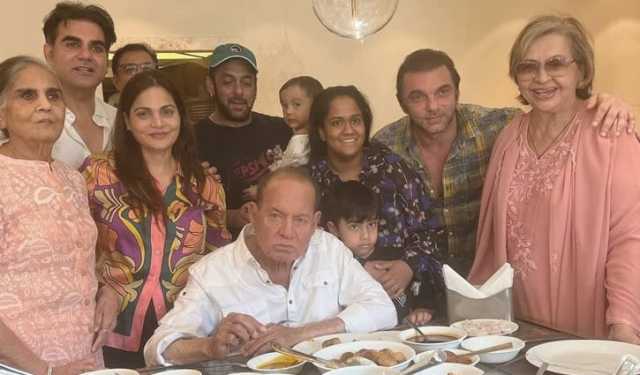 পরিবারের কেউ কখনো গরুর মাংস না খাওয়ার কারণ জানালেন সালমানের বাবা