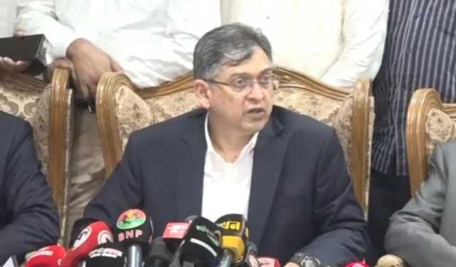 সংবিধানকে স্পর্শ নয় এমন প্রস্তাব বাস্তবায়ন করতে পারবে অন্তর্বর্তী সরকার