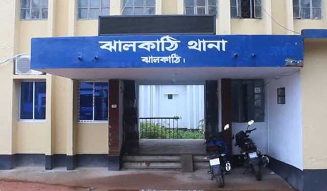 পিকনিকে গিয়ে ছাদ থেকে পড়ে কিশোরের মৃত্যু
