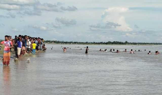তিস্তায় গোসলে নেমে কলেজছাত্র নিখোঁজ 
