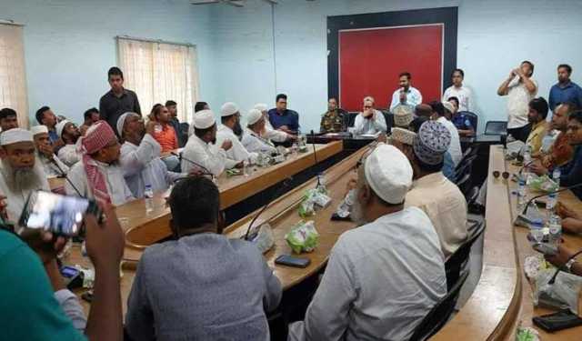হাটহাজারীতে সংঘর্ষের ঘটনার শান্তিপূর্ণ সমাধান