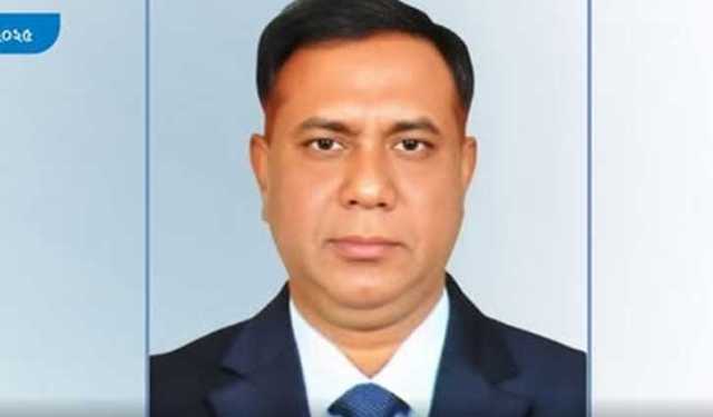 বিমানের পরিচালক মোমিনুল ইসলামের দুর্নীতির খোঁজে দুদক