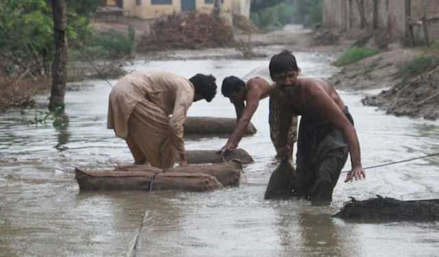 পাকিস্তানে উদ্ধারকারী নৌকা ডুবে ৯ জনের মৃত্যু