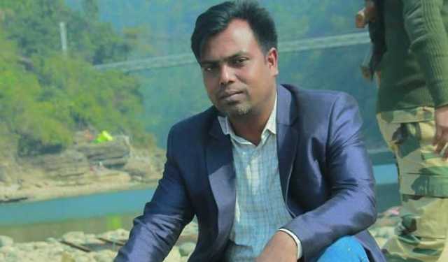 গাজীপুরে প্রকাশ্যে সাংবাদিককে কুপিয়ে হত্যা