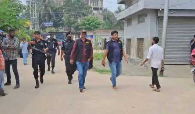 নোয়াখালী হাসপাতালে র‌্যাবের অভিযান, ৭ দালালের কারাদণ্ড