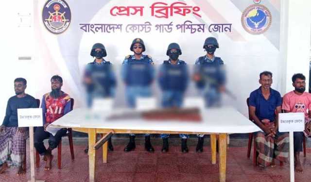 সুন্দরবনে দস্যুদের আস্তানা থেকে ৪ জেলে উদ্ধার