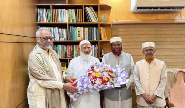 দলের প্রতি অনুগত থাকার অঙ্গীকার, জামায়াতে যোগ দি‌লেন মেজর (অব.) আ