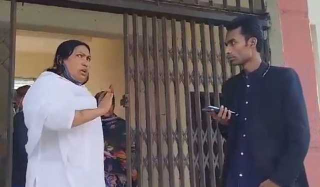 গাইবান্ধায় সাংবাদিককে দাপট দেখালেন শিক্ষিকা
