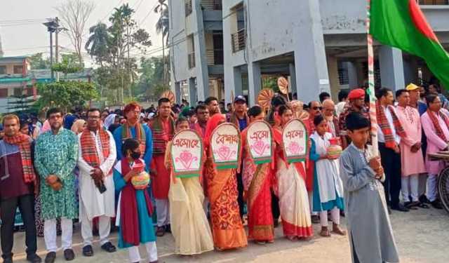 নানা আয়োজনে চিরায়ত ঐতিহ্য তুলে ধরে বর্ষবরণ 