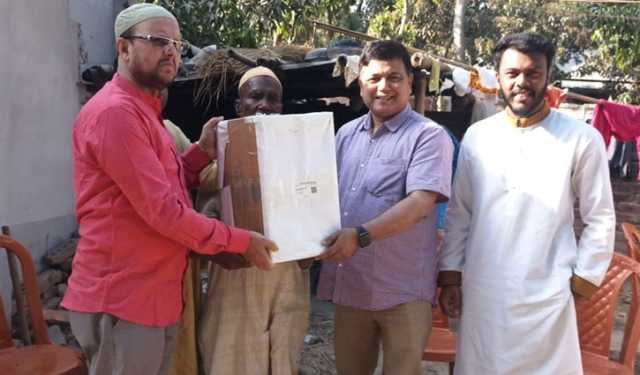 ঈদে শহীদ আবু সাঈদের পরিবারের খোঁজ নিলেন বেরোবি উপাচার্য 
