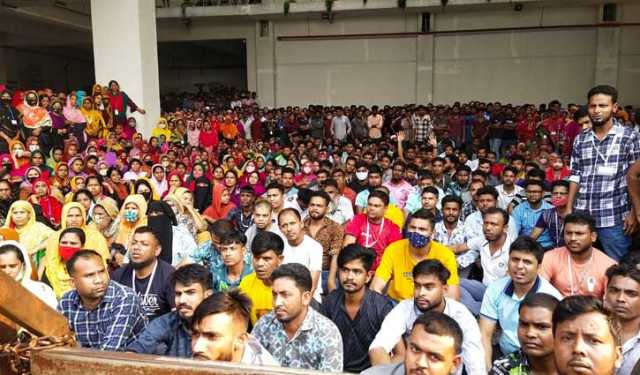 ধামরাইয়ে ৭৫ শ্রমিককে ছাঁটাই, প্রতিবাদে কর্মবিরতি