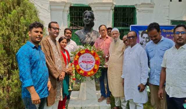 পাবনায় সুচিত্রা সেনের পৈতৃক বাড়িতে সংগ্রহশালা করার দাবি