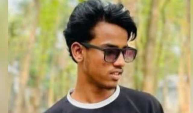 মোটরসাইকেলের বেপরোয়া গতি, প্রাণ গেল যুবকের