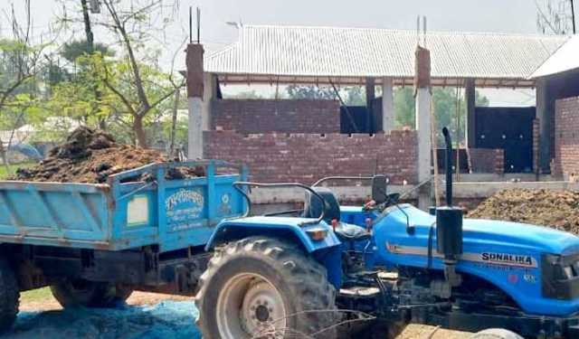 নাটোরে অবৈধভাবে মাটি বিক্রি করায় জরিমানা