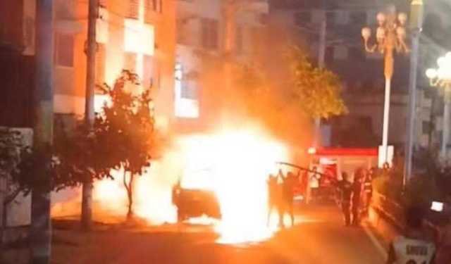 মাইক্রোবাসে বিস্ফোরণ, অল্পের জন্য বেঁচে গেলেন ৫ ছাত্রনেতা