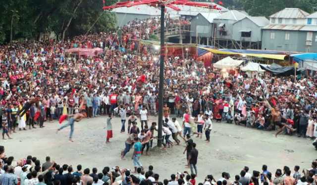 গোপালগঞ্জে ঐতিহ্যবাহী চড়ক ঘুল্লী অনুষ্ঠিত