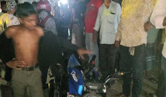 বগুড়ায় মোটরসাইকেল হেফাজতে নিতে গিয়ে হামলার শিকার ২ পুলিশ
