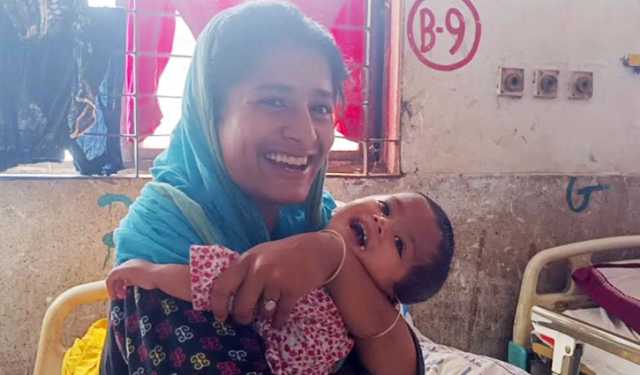 ২ হাজার টাকায় সন্তান বিক্রি, রক্ত বেচে ফিরিয়ে আনলেন মা