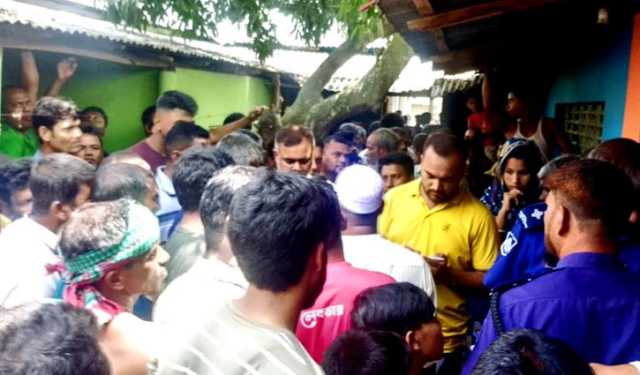 প্রশিকা কর্মীর ঝুলন্ত মরদেহ উদ্ধার, নেপথ্যে ম্যানেজারের কোটি টাকা