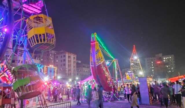 ধূপখোলা মাঠ দখল করে চলেছে বৈশাখী মেলা 