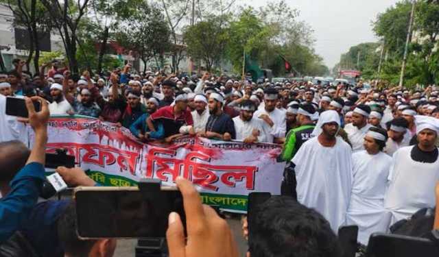 বিভিন্ন স্থানে কারিগরি শিক্ষার্থীদের বিক্ষোভ চলছে