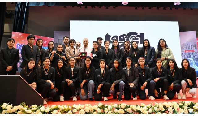 বিদ্রোহী ১৮ জনকে বাদ দিয়ে নারী ফুটবল দল ঘোষণা
