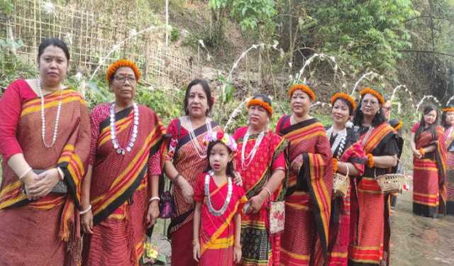 ত্রিপুরাদের ‘বৈসু’ উৎসব শুরু