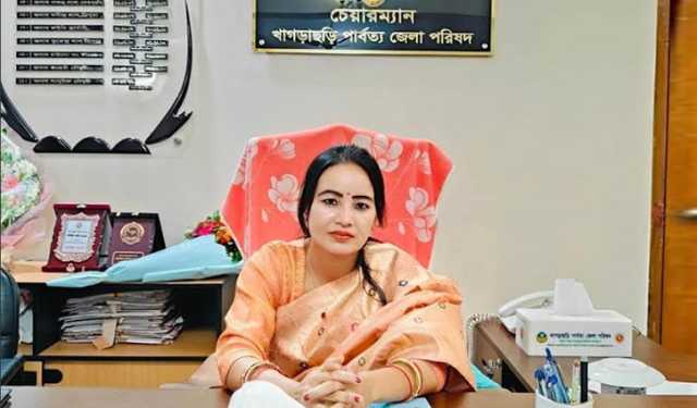 স্বামীর বিরুদ্ধে থানায় জিডি করেছেন খাগড়াছড়ি জেলা পরিষদের চেয়ারম্য