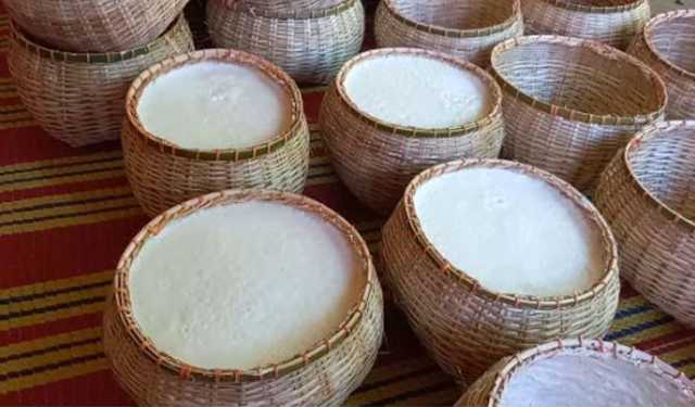 স্বাদে অতুলনীয় ‌‘বর্নির ধুছনির দই’