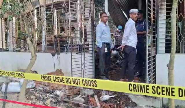 ‘মিশন কমপ্লিট’ লিখে ফেসবুকে মন্তব্য ছাত্রলীগ নেতার