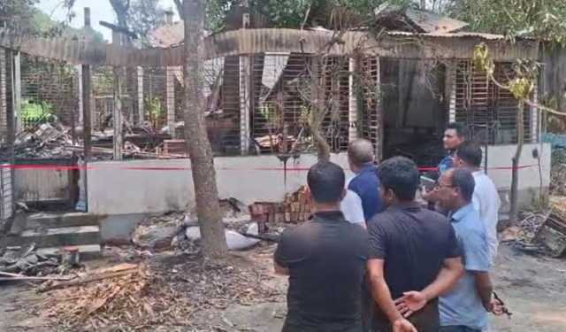 চিত্রশিল্পী মানবেন্দ্র ঘোষের বাড়িতে আগুনের ঘটনায় তদন্ত কমিটি