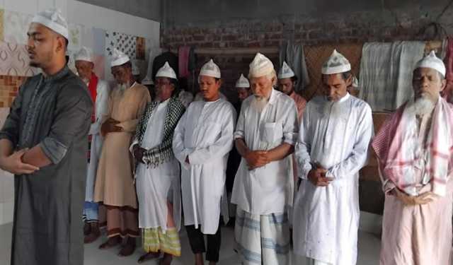 নোয়াখালীর ৪ গ্রামে ঈদুল ফিতরের জামাত অনুষ্ঠিত 