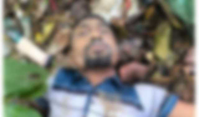 নড়াইলে প্রতিপক্ষের বাড়ির পেছনে হত্যা মামলার আসামির পা বাঁধা মরদেহ