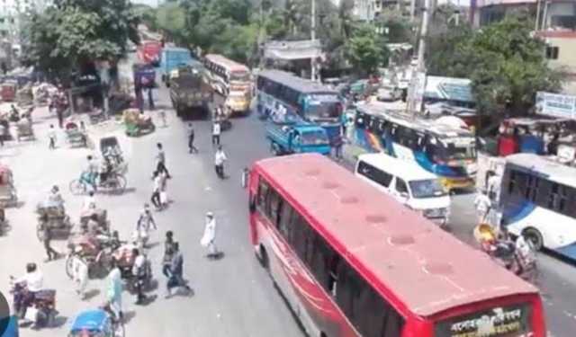 ৯ দিনের ছুটি, ফাঁকা হচ্ছে নরসিংদী