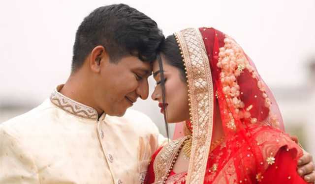 অব‌শে‌ষে বি‌য়ে কর‌লেন শামীম হাসান সরকার