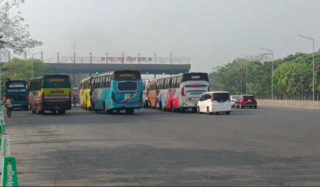 পদ্মা সেতুতে সোয়া ৪ কোটি টাকা টোল আদায়, যানবাহন চলাচল স্বাভাবিক