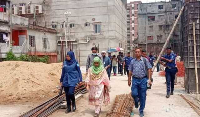 নকশা বহির্ভূত নির্মাণ কাজে রাজউকের অভিযান