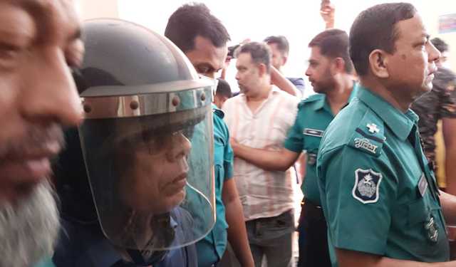 ‘ভালো নেই’ জানিয়ে দোয়া চাইলেন সাবেক আইজিপি শহীদুল হক
