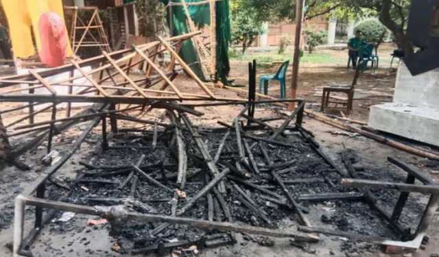 ‘ফ্যাসিস্টের মুখাকৃতি’ পোড়ানোর ঘটনায় তদন্ত কমিটি 