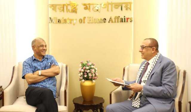 জনগণ সব সময় ফিলিস্তিনের পাশে আছে: স্বরাষ্ট্র উপদেষ্টা