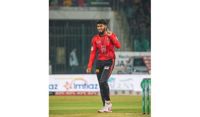 লাহোরের জয়ে আবারো দুর্দান্ত রিশাদ