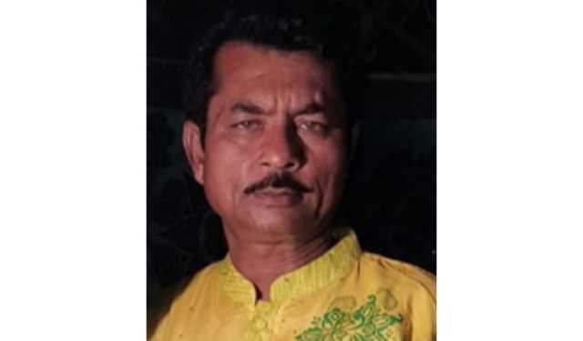 বাবার রক্ত শুকায়নি, চোখের পানি মুছেই পরীক্ষার হলে আলফি