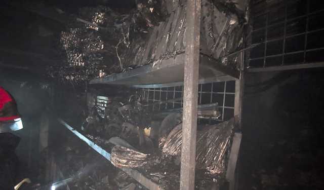 ৪ ঘণ্টা পর পুরানা পল্টনের বহুতল ভবনের আগুন নিয়ন্ত্রণে