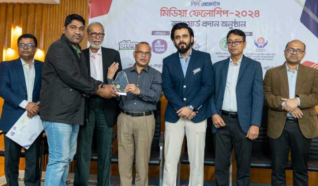 স্কিনকেয়ার মিডিয়া ফেলোশিপ পেলেন হাসান মাহামুদ